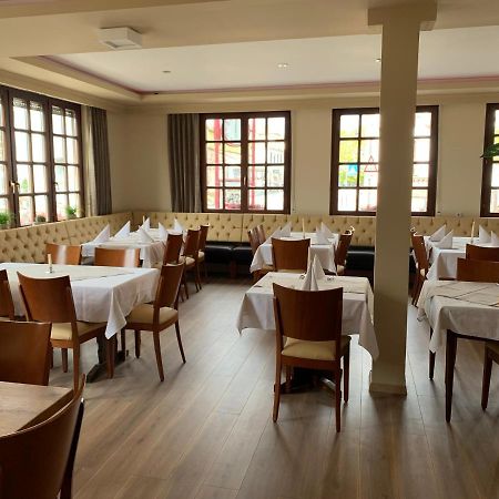 Hotel Deutsches Haus Lampertheim Ngoại thất bức ảnh