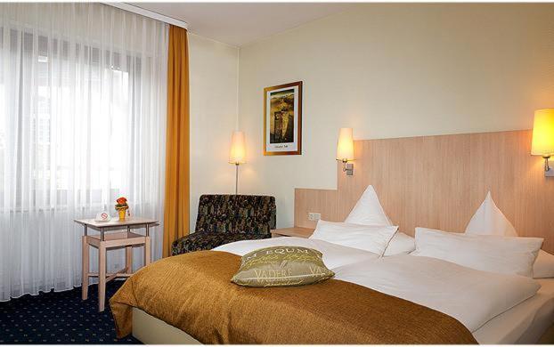 Hotel Deutsches Haus Lampertheim Ngoại thất bức ảnh