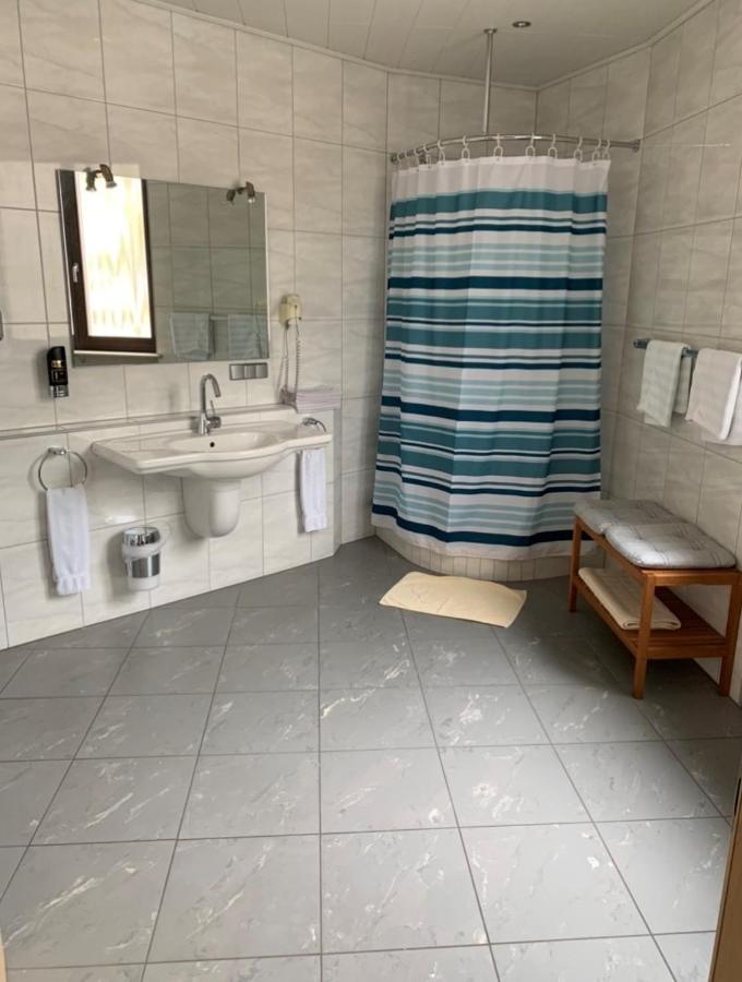 Hotel Deutsches Haus Lampertheim Ngoại thất bức ảnh